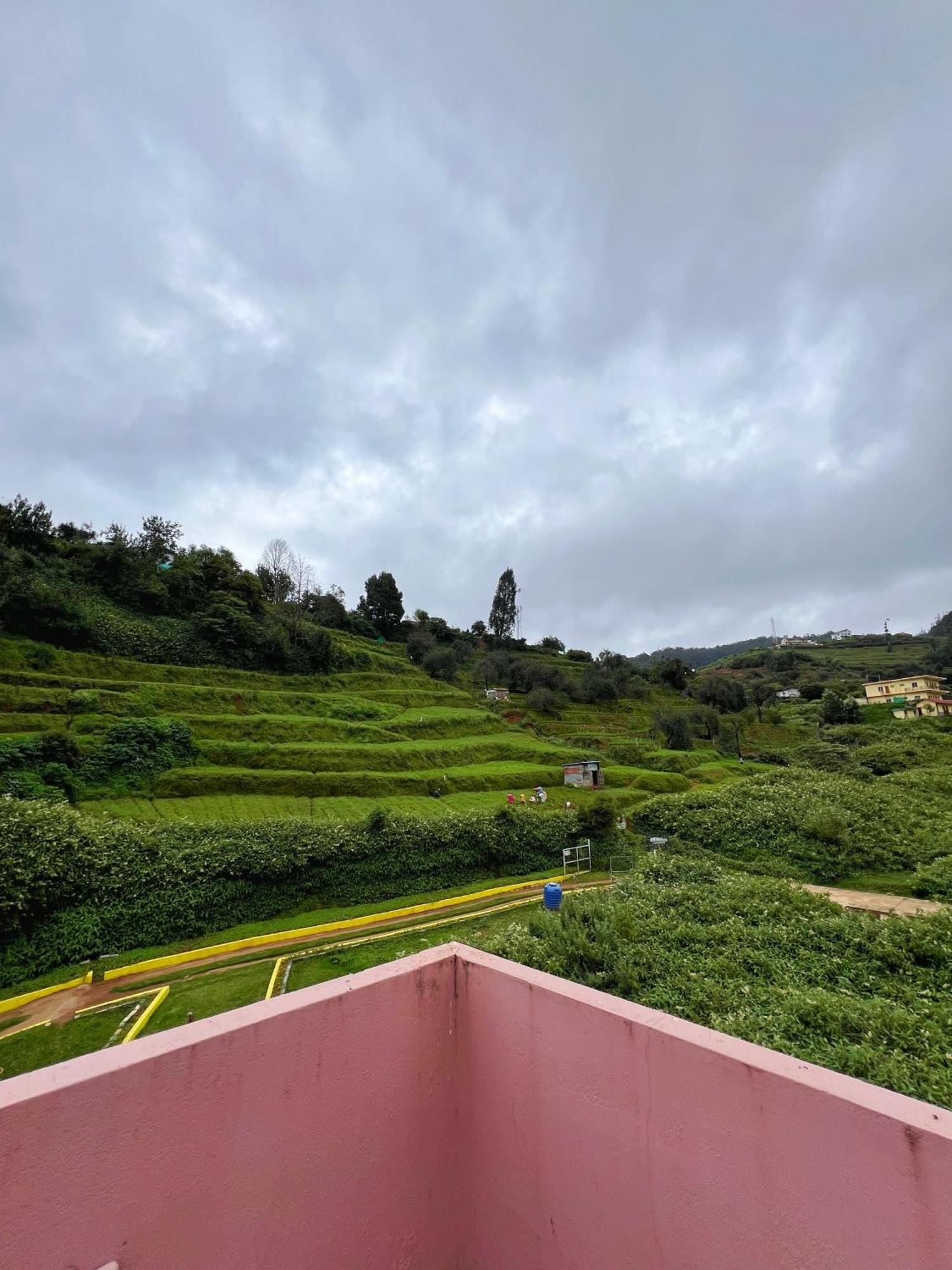 Chill Inn - Families Only Ooty Esterno foto
